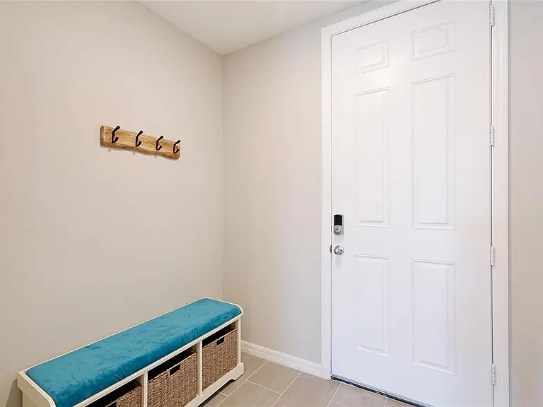 17063 Coral Key Dr — Photo 6