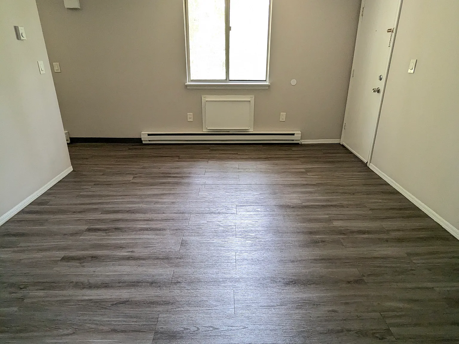 1 bed, $1,100 — Photo 4