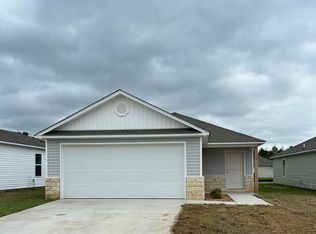 108 Lucy Ln, Maumelle, AR 72113