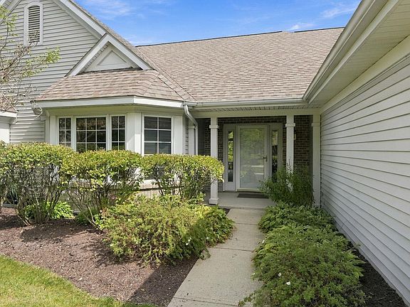 5th image of 2517 Covington Pointe Trl