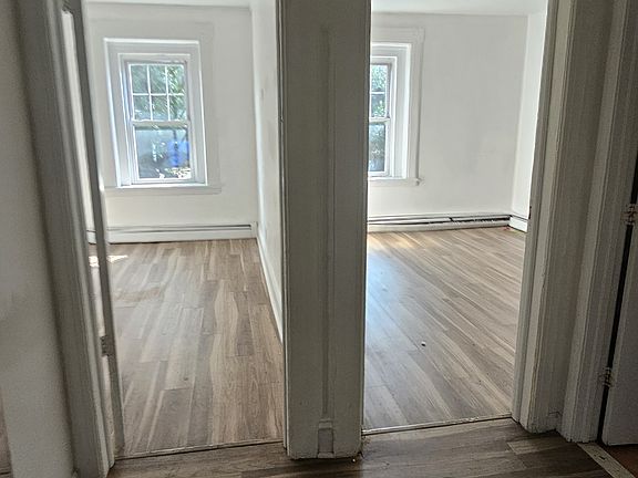 4th image of 300 Park Ave #1