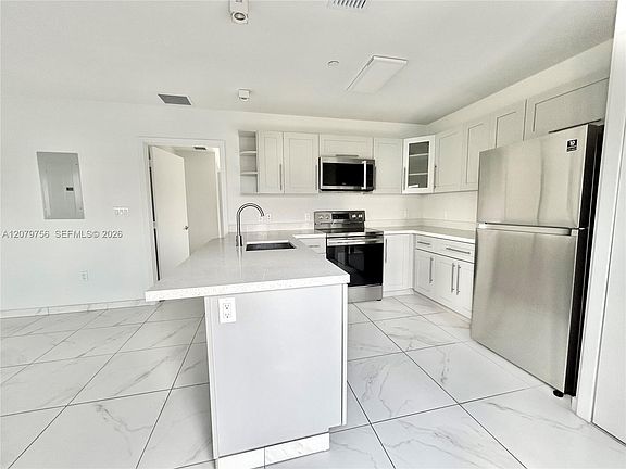 3rd image of 836 SW 2nd St #401