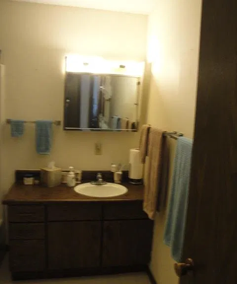 632 Lunar Ln — Photo 8