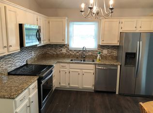 8589 Manitoba Dr, Cincinnati, OH 45255