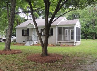 208 Lindley Rd, Greensboro, NC 27410