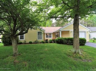 67 Canterbury Dr, Forked River, NJ 08731