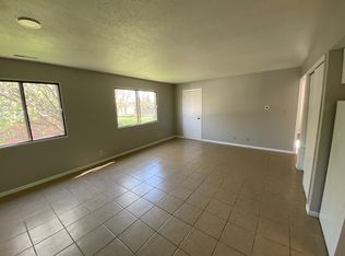 205 B St #C6, Sergeant Bluff, IA 51054