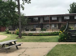 100 N Kimbell Rd, Yukon, OK 73099