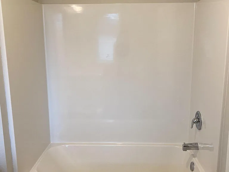 Deep Bath Tubs