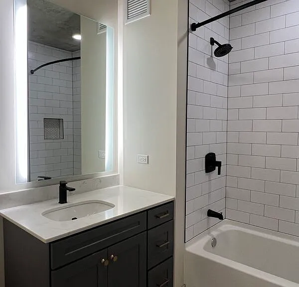 603 N Wells St #401 — Photo 8