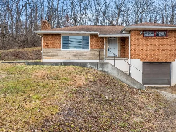 1051 McKee Rd, Oakdale, PA 15071