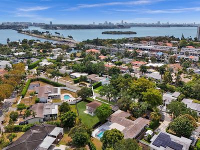 2125 Alamanda Dr, North Miami, FL, 33181