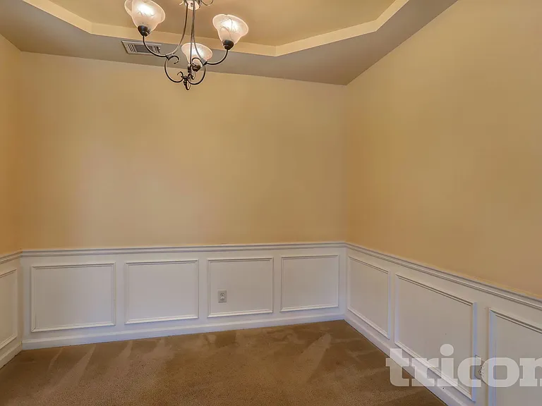 281 Oakland Hills Way — Photo 11