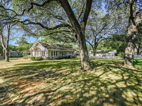 (undisclosed Address), Smithville, TX 78957