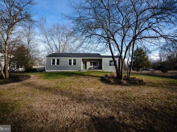 18 Old Red Lion Rd, Southampton, NJ 08088