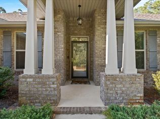 7260 Reef St, Navarre, FL 32566