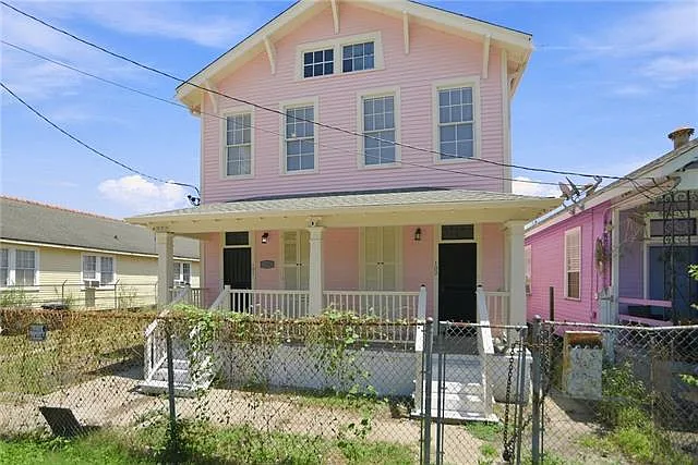 1305 France St #102