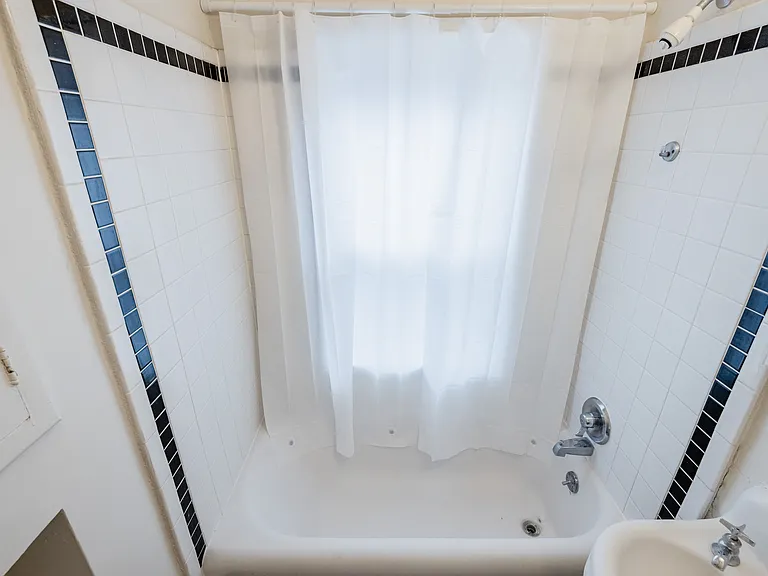 1403 E St #303 — Photo 13