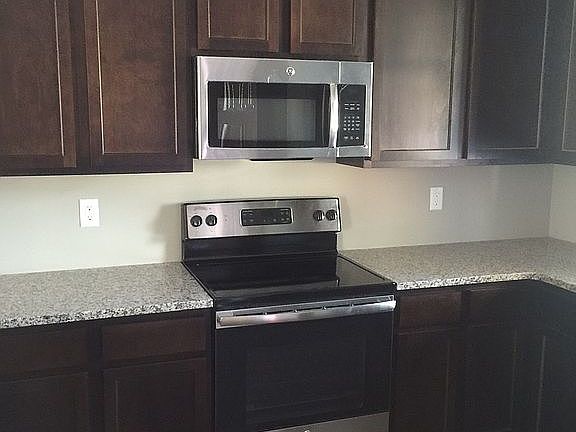 5th image of 1493 Keeling Dr