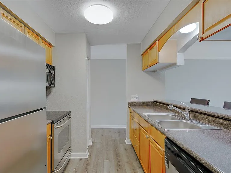 12293 Sailwinds Dr #203 — Photo 18