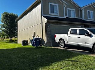 10609-11 E Maple Ave, Peculiar, MO 64078
