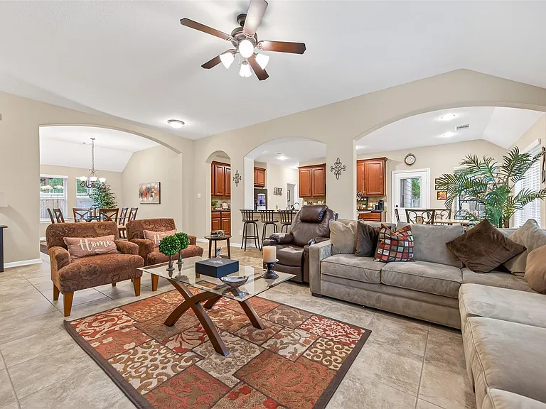 7 Cayahoga Ct — Photo 6