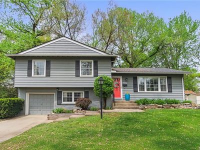 9914 McGee St, Kansas City, MO, 64114