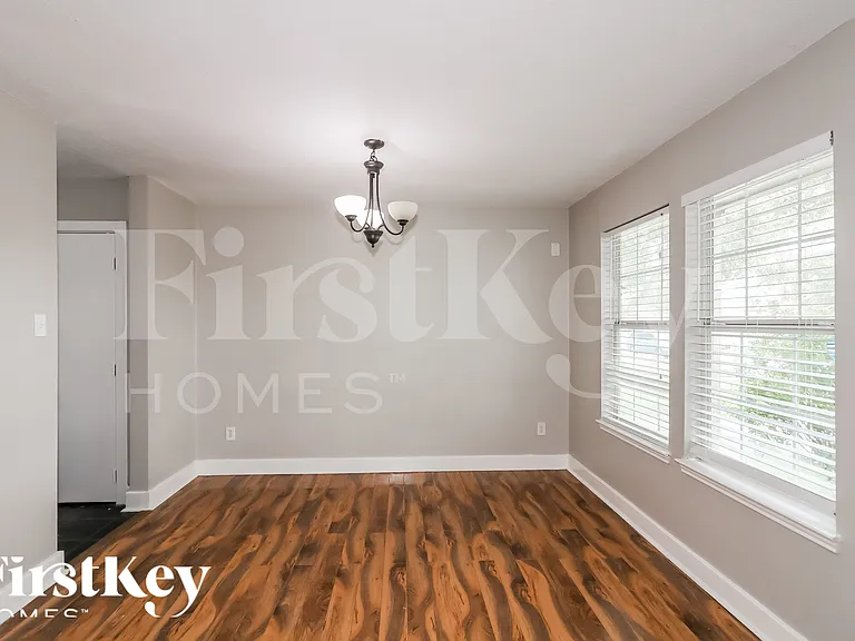 256 Rolling Brook Dr — Photo 6