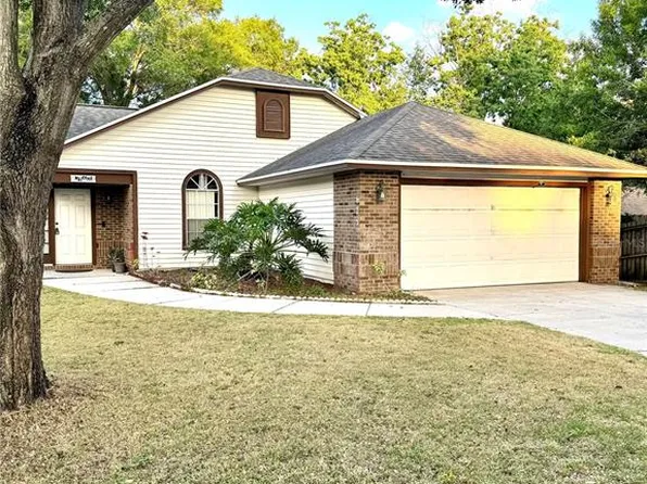 675 Charing Ct, Orlando, FL 32835