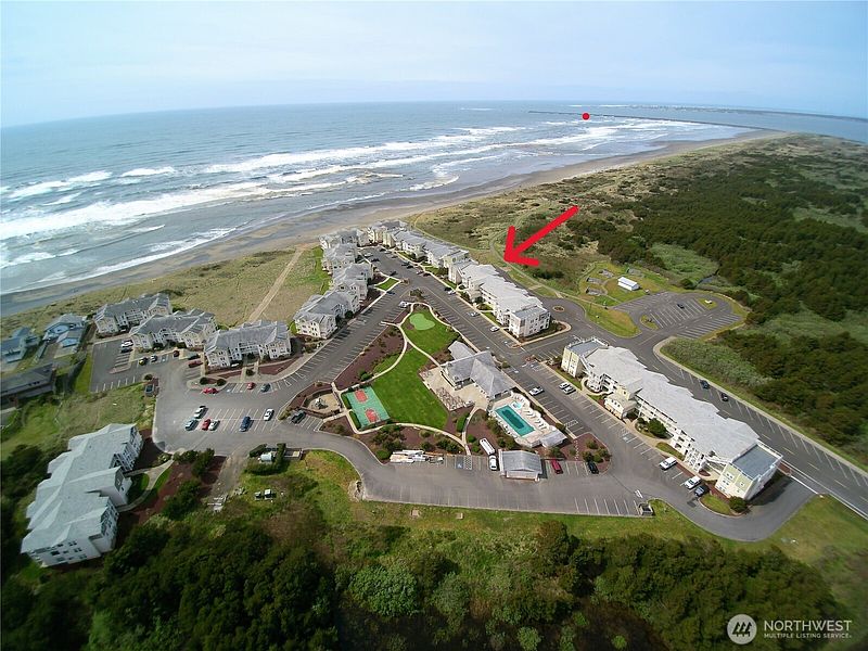 2nd image of 1600 W Ocean Avenue #1021