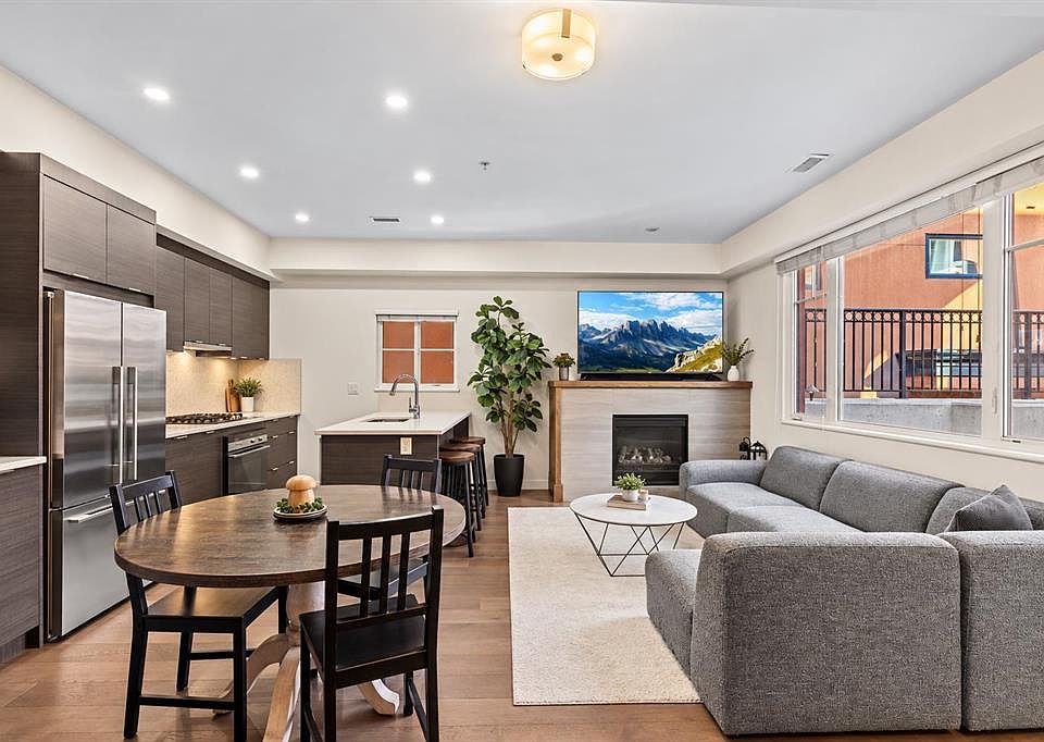 1st image of 1818 W 14a St SW #101