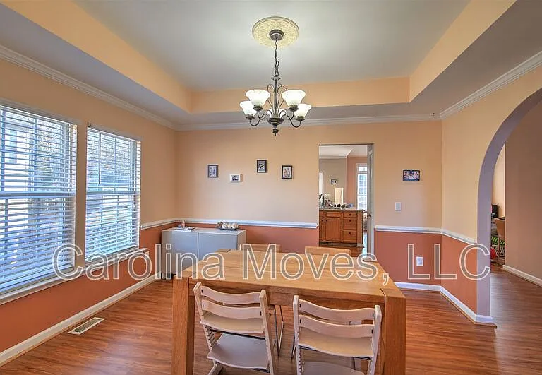 512 S Orchard Farms Ave — Photo 5