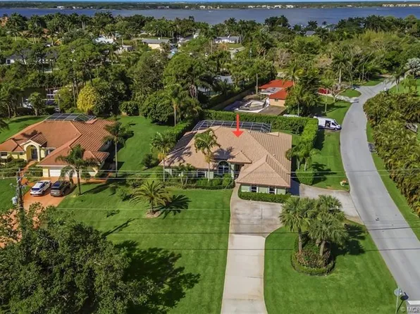 1704 NW Shore Ter, Stuart, FL 34994