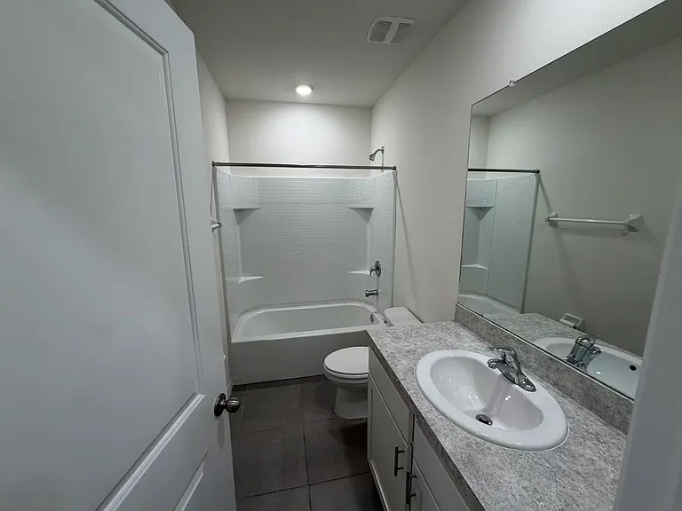 8644 Milestone Dr — Photo 15