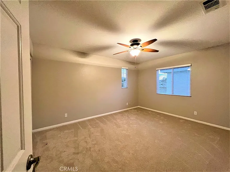 31142 Sunningdale Dr — Photo 14