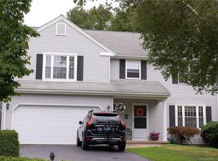 23 Village Ln, Amston, CT 06231