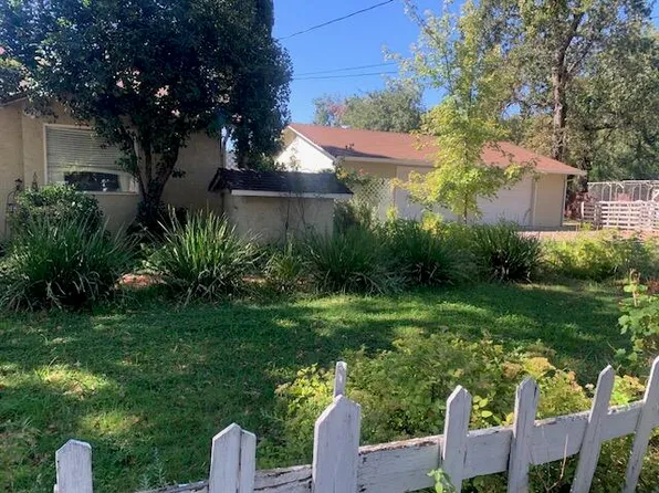 2561 Wyndham Ln, Redding, CA 96001