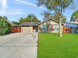 5415 N Shady Creek Dr, Houston, TX 77017
