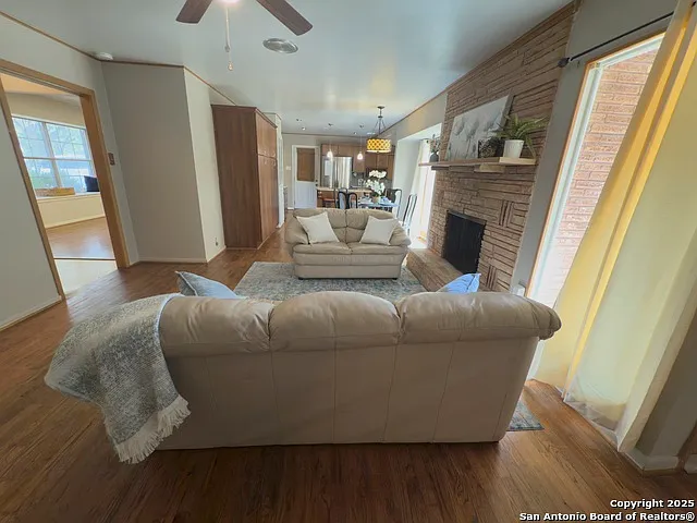 11022 Dreamland Dr — Photo 17