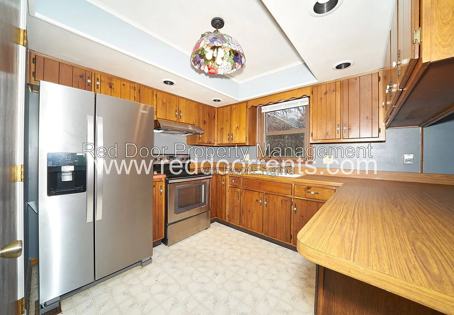 3 bed, 2.5 bath, 1980 sqft, $1,900 — Photo 4