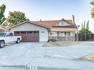190 Andover Dr, Vacaville, CA 95687