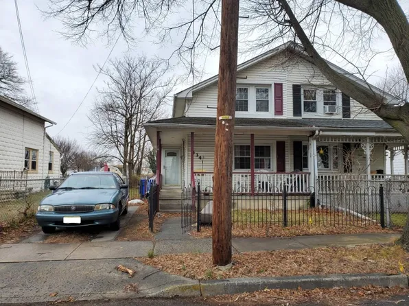 434 Hulme St, Burlington, NJ 08016