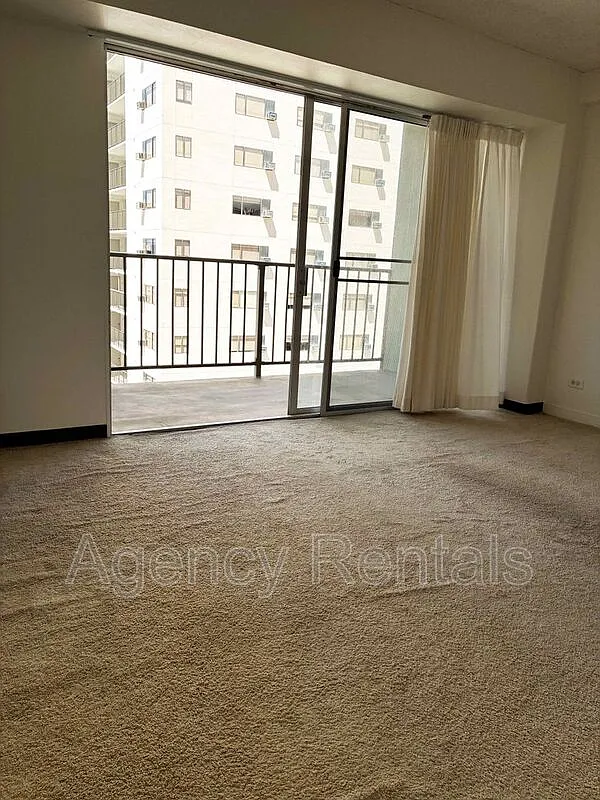 Building Photo - 2440 Kuhio Ave #1410