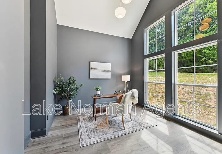 3830 Mill Run — Photo 7