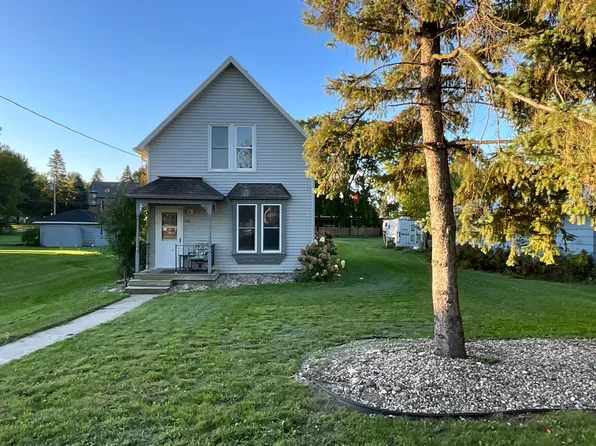 309 W Nokomis St, Osakis, MN 56360