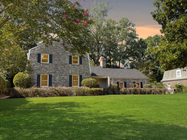 104 Lakeview Dr, Summerville, SC 29485