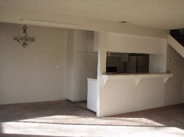 4716 Greenholme Dr APT 2, Sacramento, CA 95842