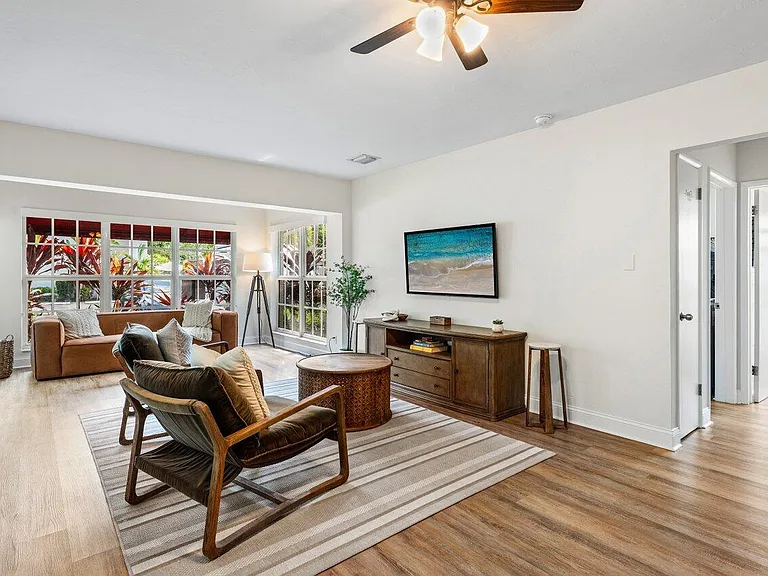 617 NE 9th Ave #71 — Photo 6