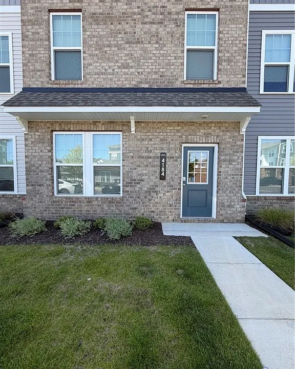 4184 Park Trail Dr