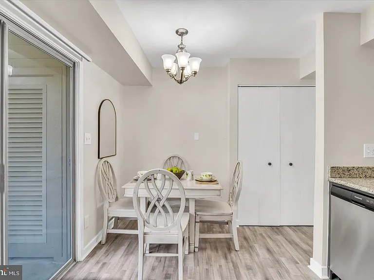 7036 Harbour Village Ct #T1 — Photo 18